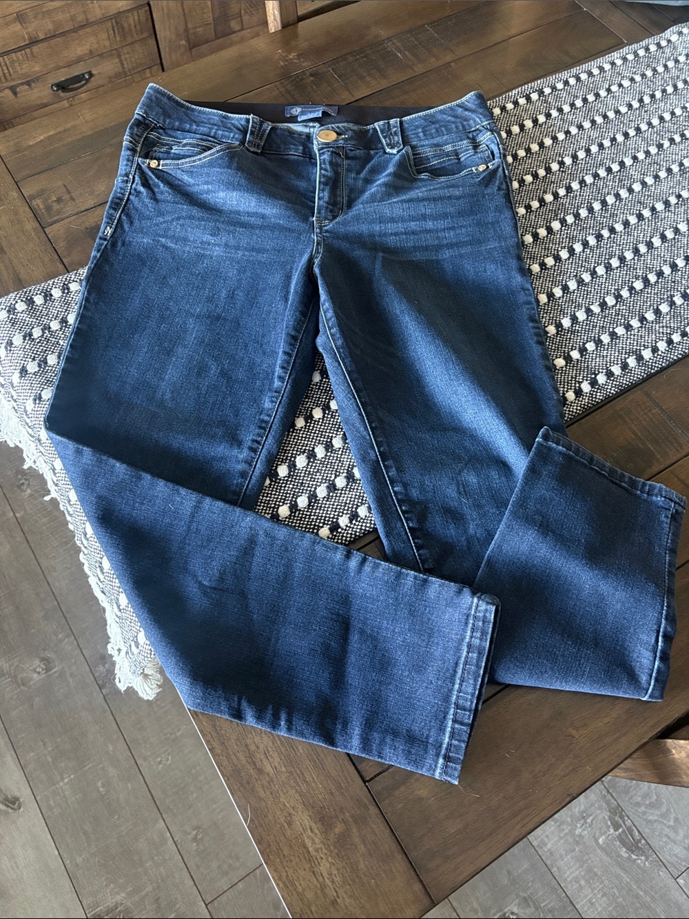 Democracy size 10 Skinny Jeans